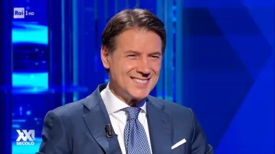 Patrimonio di Giuseppe Conte: ecco lo stipendio del presidente del M5S