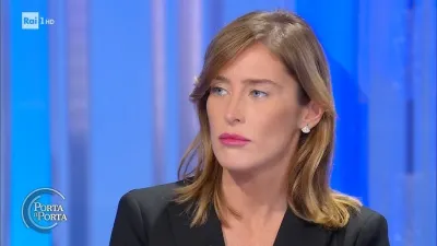 Maria Elena Boschi è rifatta? Le foto prima e dopo