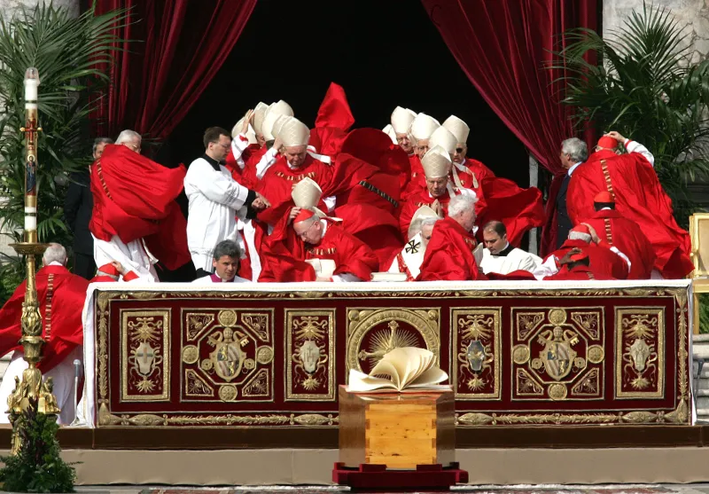 Grande partecipazione ai funerali di Papa Francesco ma quelli di
