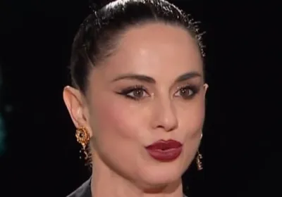 Perché Paola Iezzi parla svedese? La sua esperienza a Stoccolma