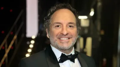 Chi è Gianluca Fubelli alias Scintilla? Origini, moglie e figli del comico