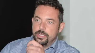 Chi è Tommaso Cacciari? Biografia del nipote di Massimo che si batte contro Jeff Bezos