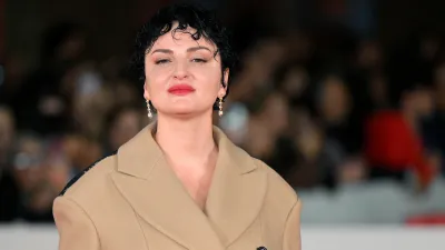 Arisa è rifatta? Chirurgia plastica o dieta e allenamento?