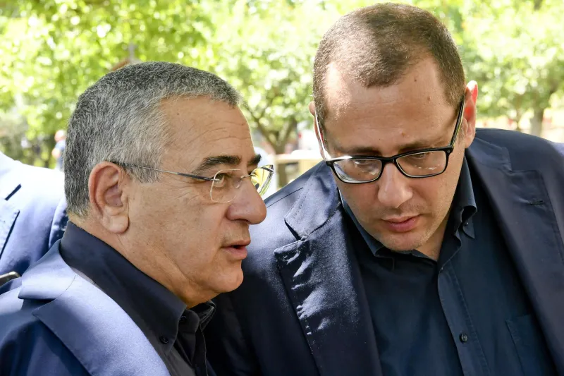 Armando Cesaro, figlio di Giggino a purpetta, è una figura politica che ha suscitato grande interesse e dibattito in Campania, soprattutto in vista delle elezioni regionali.