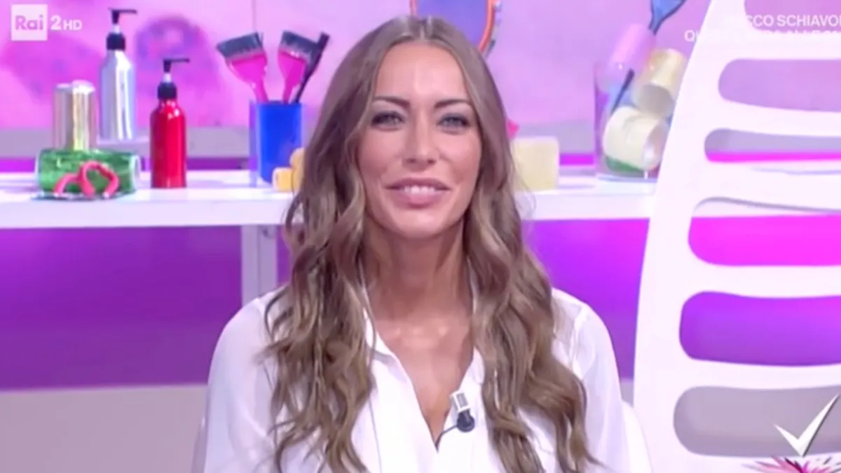 Quanti figli ha Karina Cascella e chi è il suo fidanzato?