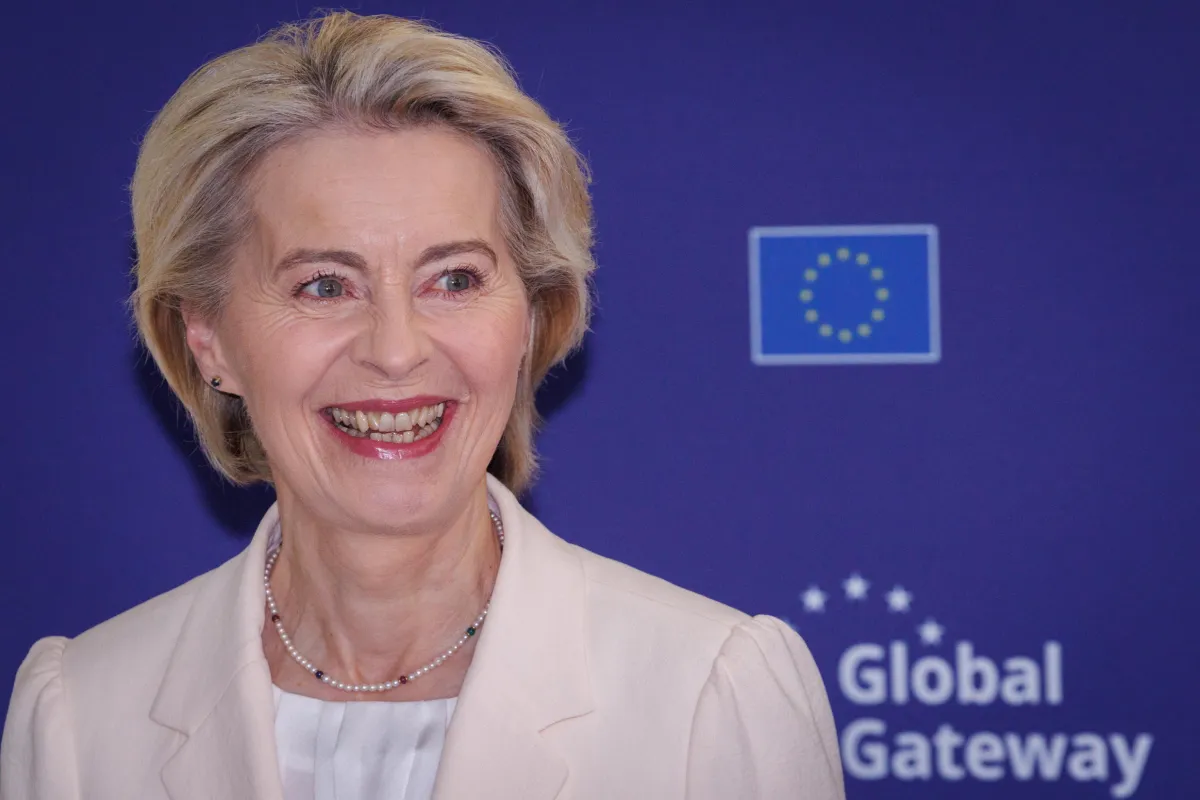 Terre rare, dietro il sorriso di von der Leyen: un’Europa senza voce tra americani e cinesi