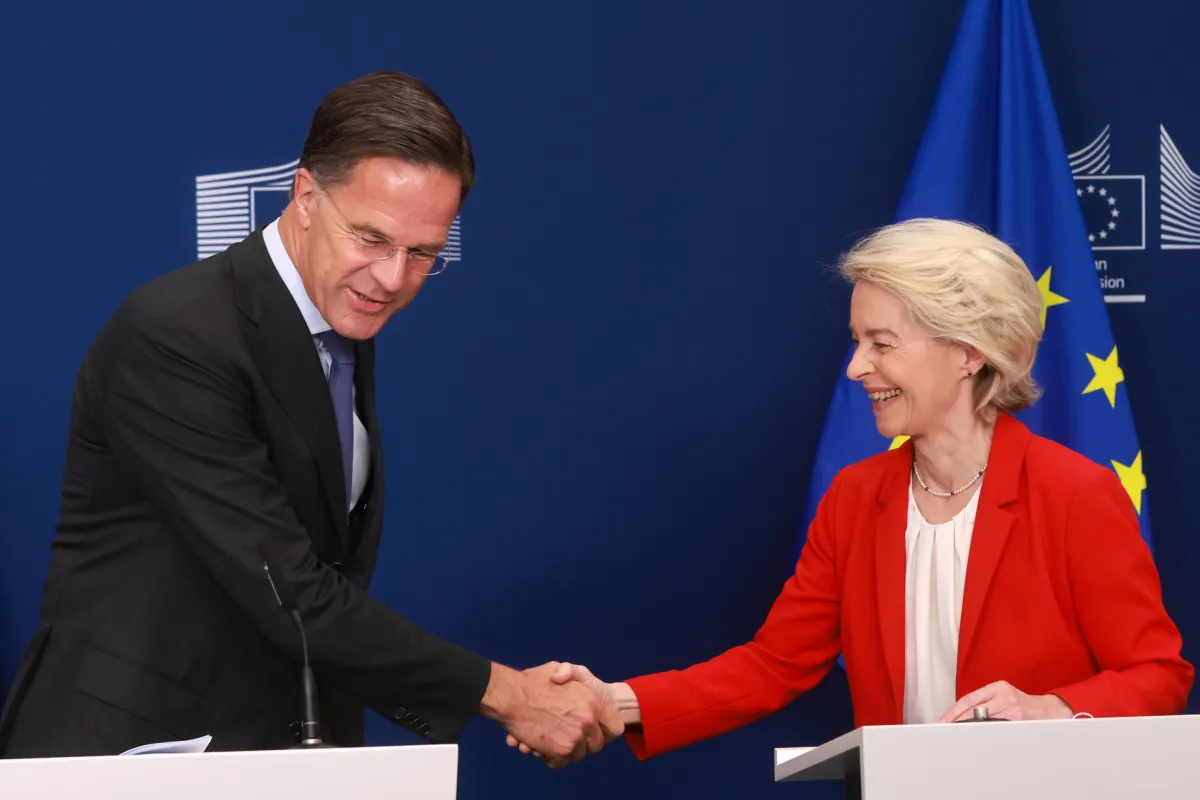 Eurofollia senza fine: ora Bruxelles vuole spendere 70 miliardi per trasformare l’Europa in un campo di guerra