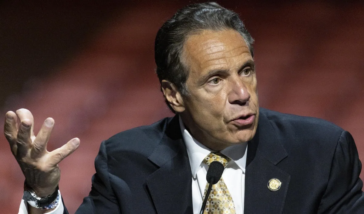 Chi è Andrew Cuomo, ex governatore democratico e candidato a sindaco di New York