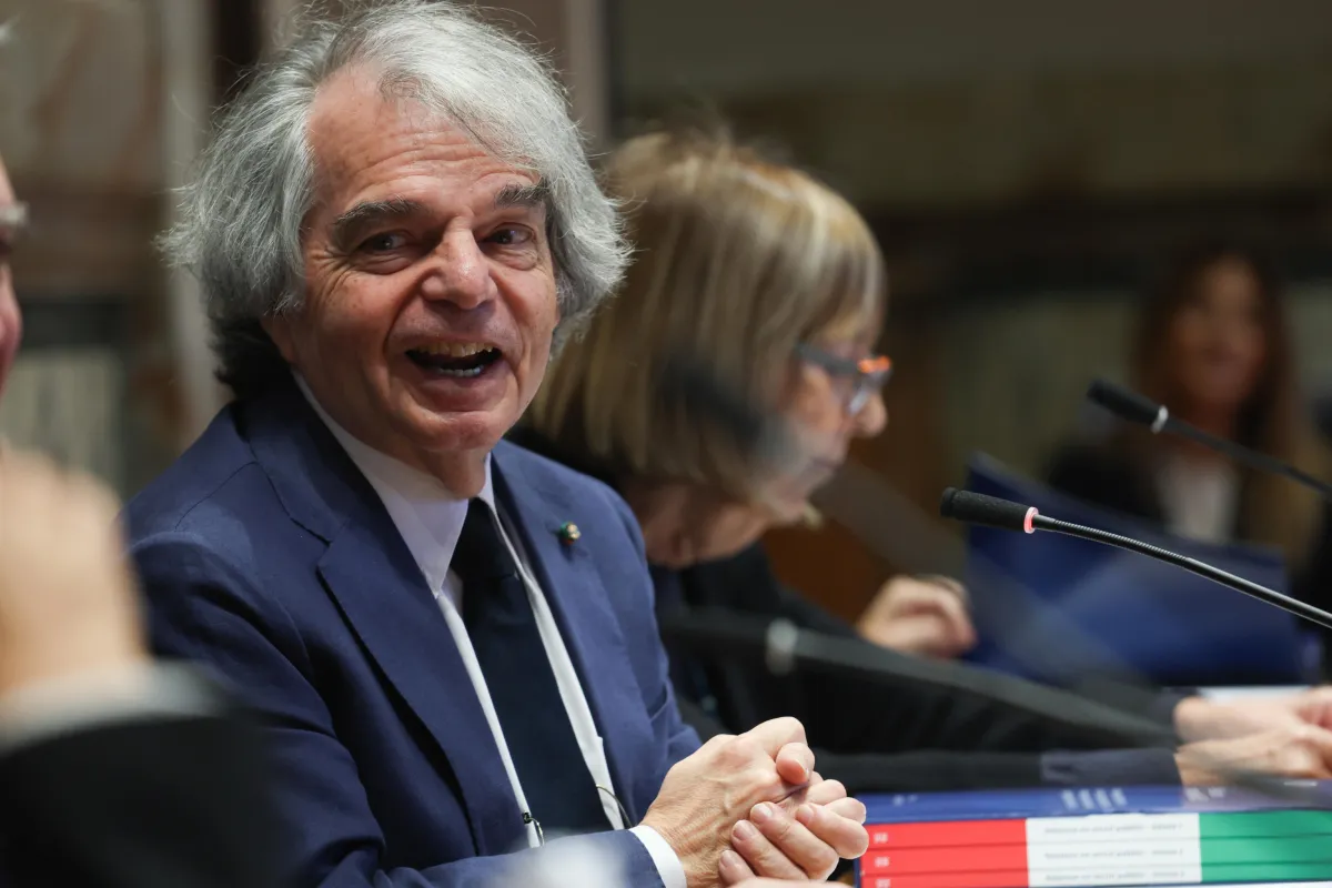 Il regalo di Natale (anticipato) che si è fatto Renato Brunetta: un bell'aumento di stipendio al Cnel