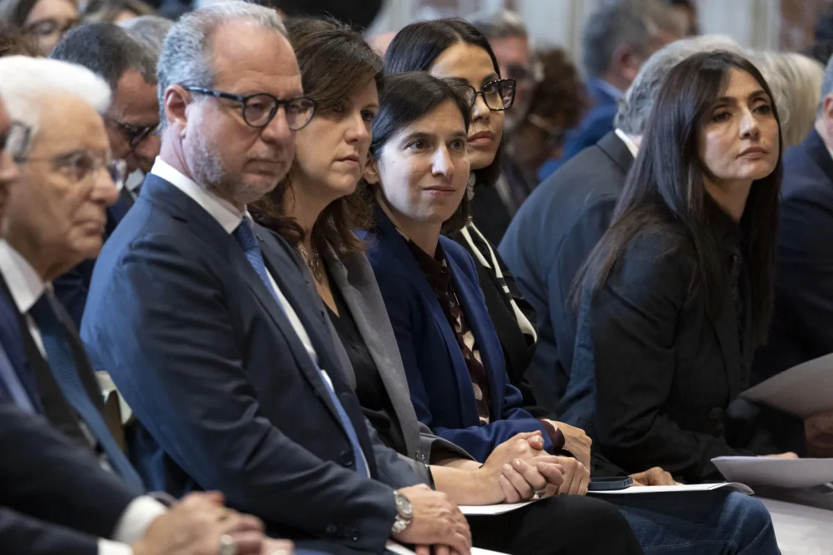 Russofobia: Travaglio contro Mattarella, Schlein & compañeros che a Torino hanno tappato la bocca al prof D'Orsi