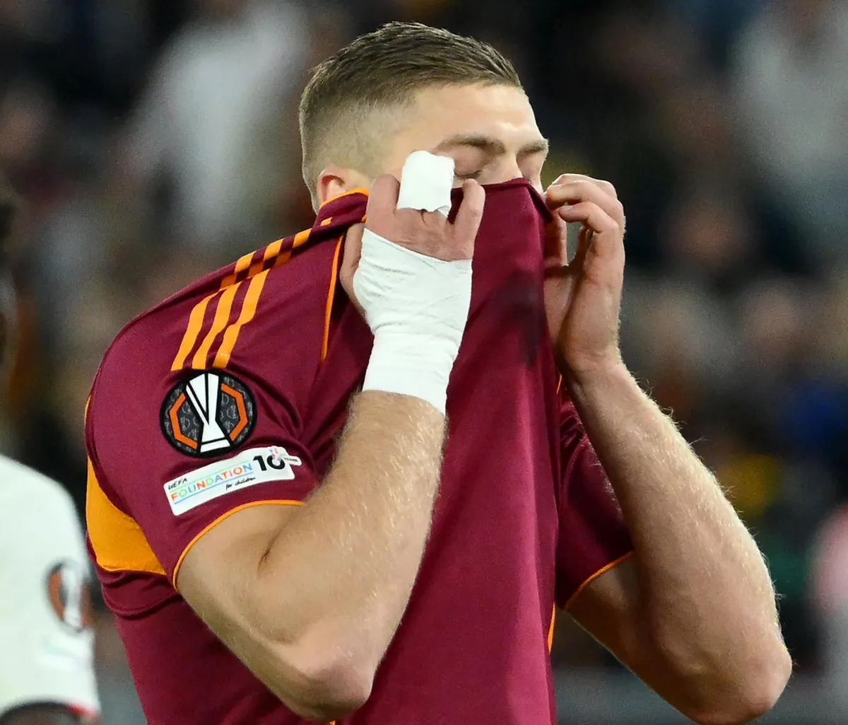 Quando rientra Artem Dovbyk, l'attaccante della Roma, fermato da un infortunio? Tutti i dettagli