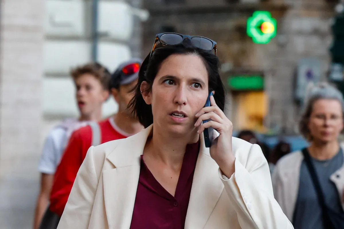 Referendum sulla giustizia: se il sondaggio della Ghisleri si avvera, a dimettersi dovrà essere Elly Schlein