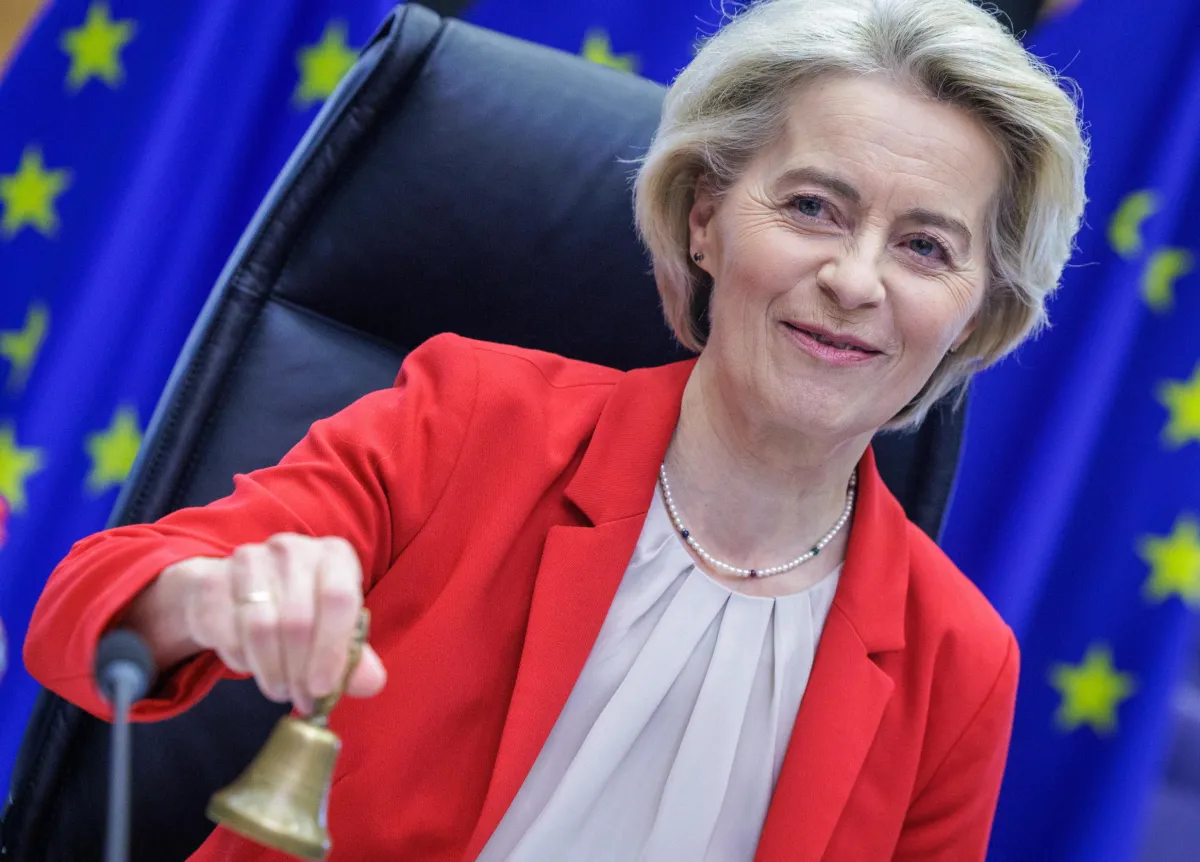 Ursula 007: licenza di spiare i dissidenti? L'UE si crea la sua Intelligence