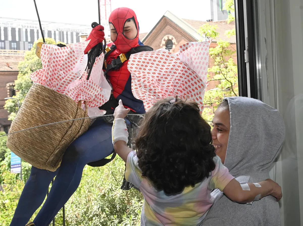 Per Travaglio, sulla riforma della giustizia Giorgia Meloni fa la Donna Ragno