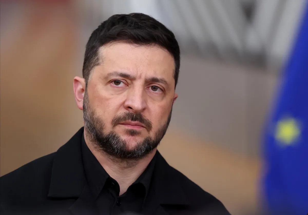 Tangenti, inchieste e sospensioni: lo scandalo corruzione che mina la credibilità dell’entourage di Zelensky