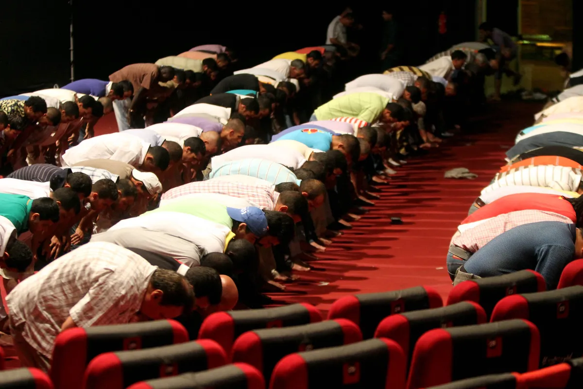 L'Italia destinata a islamizzarsi? La Lega propone un Osservatorio dopo la notizia del partito di Maometto