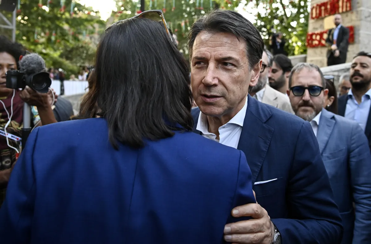 Schlein e Conte a picco nei sondaggi: mentre il centrosinistra affonda, Meloni domina la scena politica