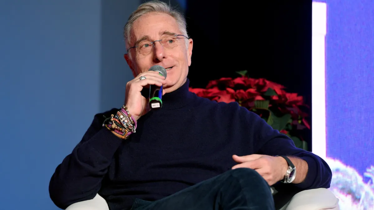 Il patrimonio di Paolo Bonolis: quanto guadagna e dove vive