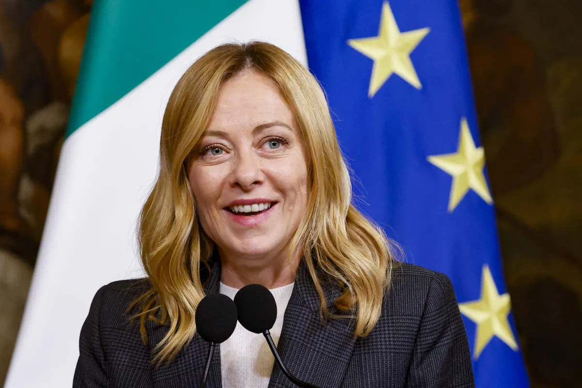 Pd lontanissimo, M5S in calo: per Giorgia Meloni si aprono praterie per il 2027