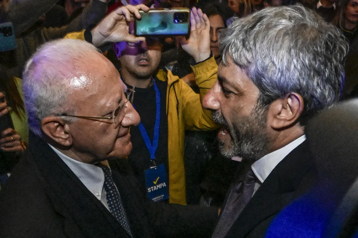 Campania, ultimi giorni di De Luca: uscita di scena con il botto tra "campo largo pì-pì" e destra "arte povera”