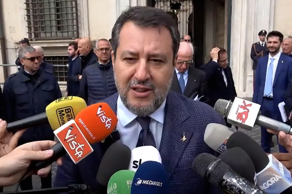 Famiglia nel bosco, il caso diventa politico: la Lega annuncia un'interrogazione e Salvini attacca