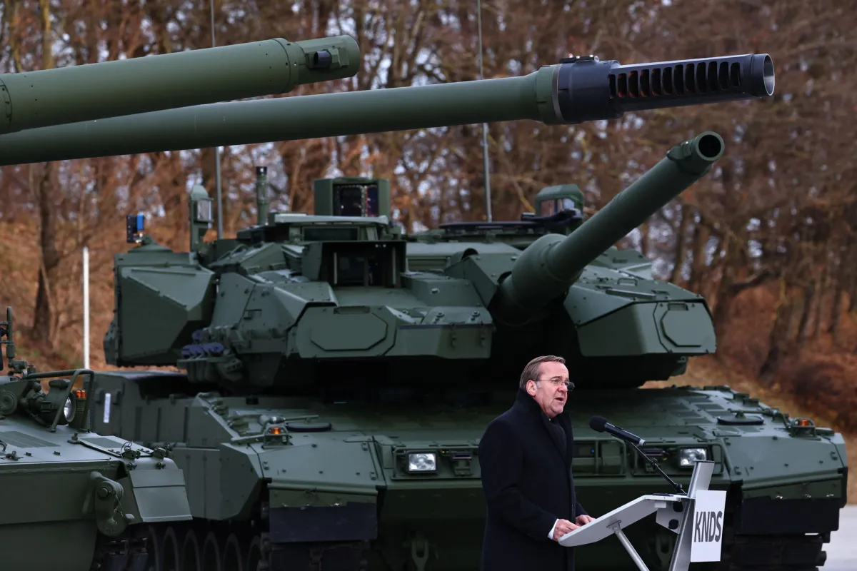 Terza guerra mondiale, la Germania avverte: la Russia potrebbe attaccare la NATO entro il 2029