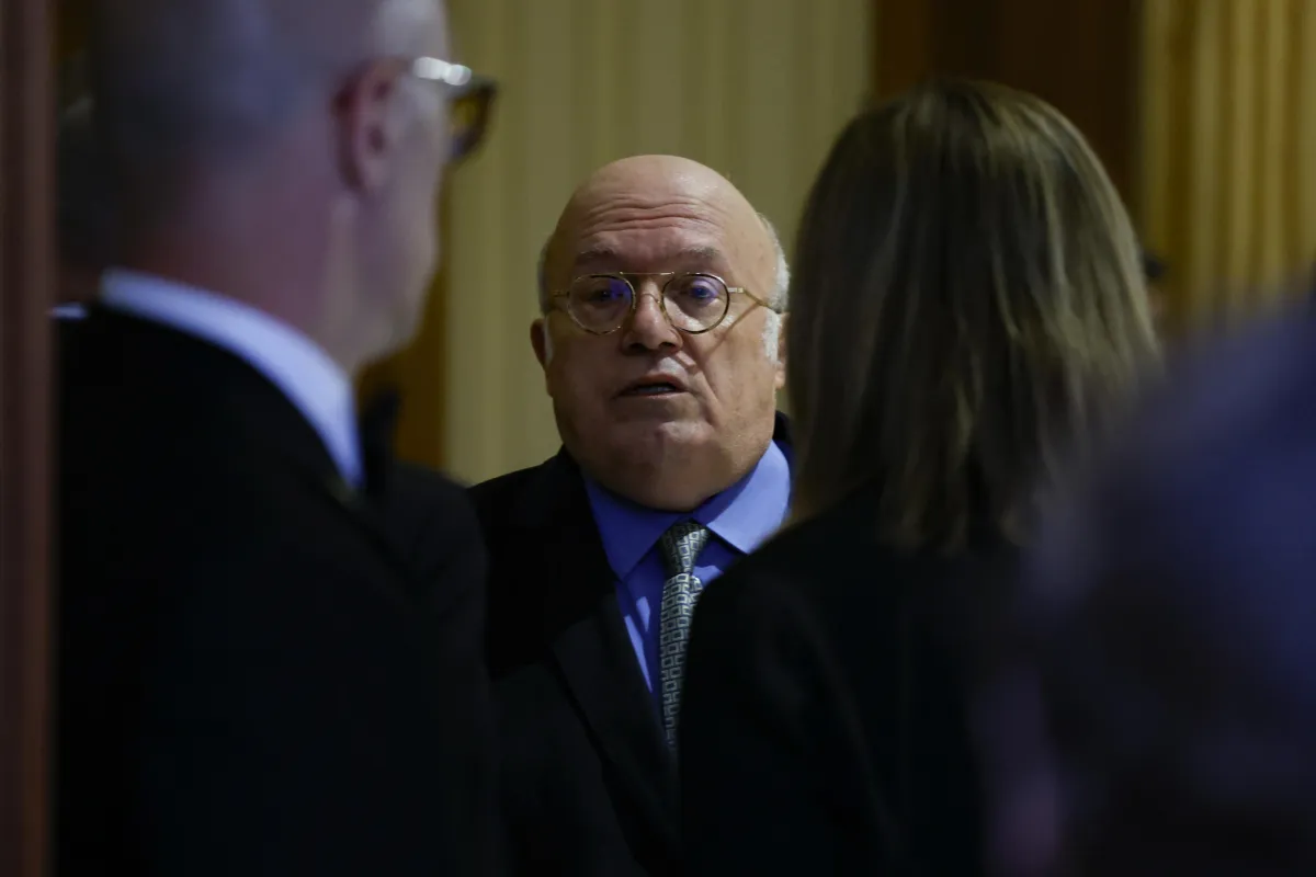 Chi ha tentato tre volte (e mezzo) di ammazzare Francesco Storace?