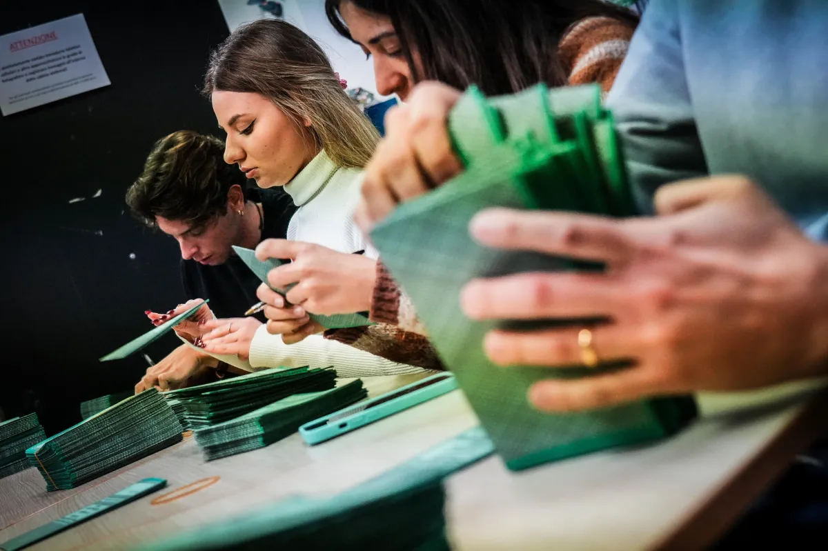 Affluenza in Campania, Veneto e Puglia: alle 19 si registra una clamorosa rimonta
