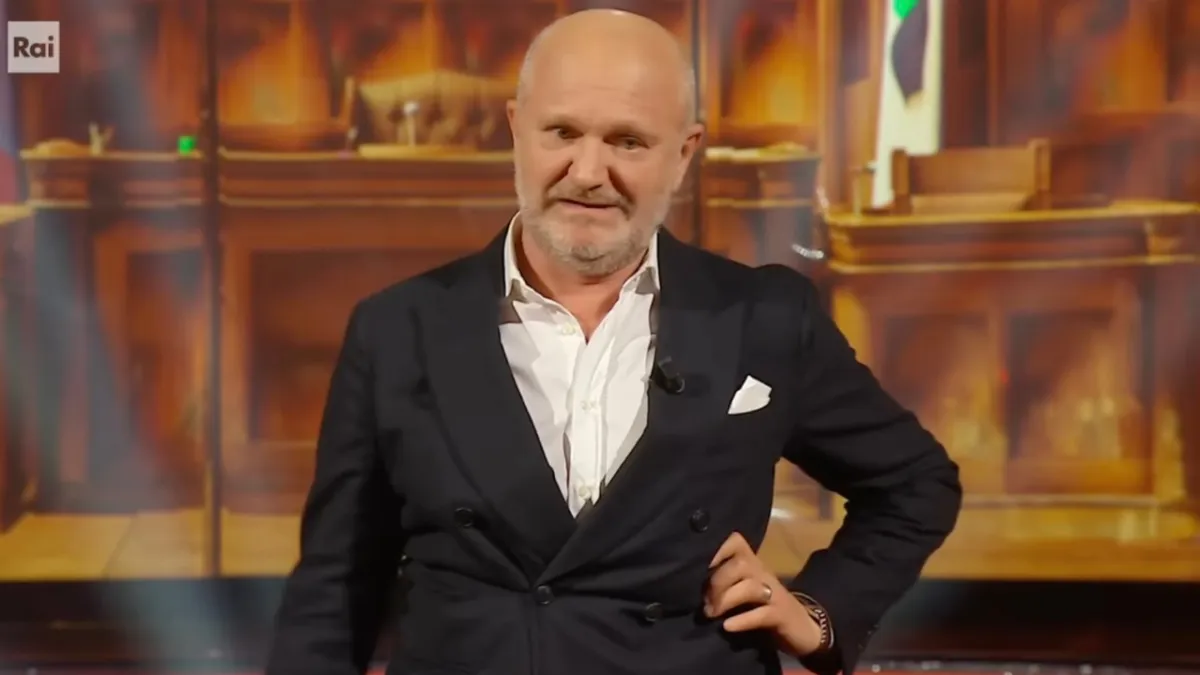 Le origini di Andrea Pucci: chi sono i genitori e cosa faceva prima del successo come comico