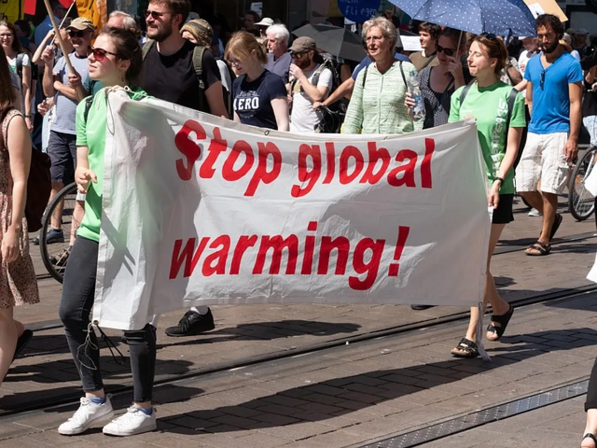 Giovani e crisi climatica: perché la Gen Z è la generazione più eco-consapevole di sempre