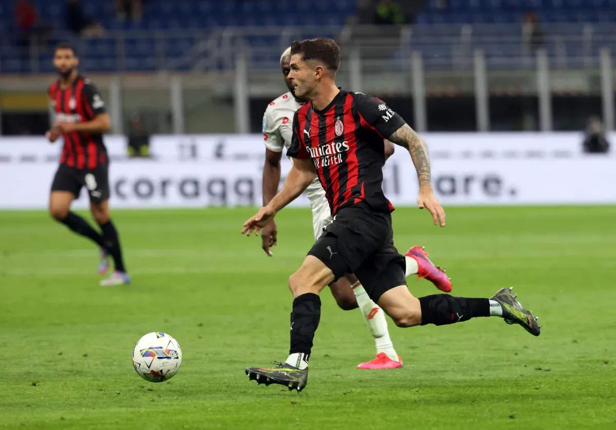 Pulisic verso il forfait con la Lazio: quando torna l'attaccante del Milan? 