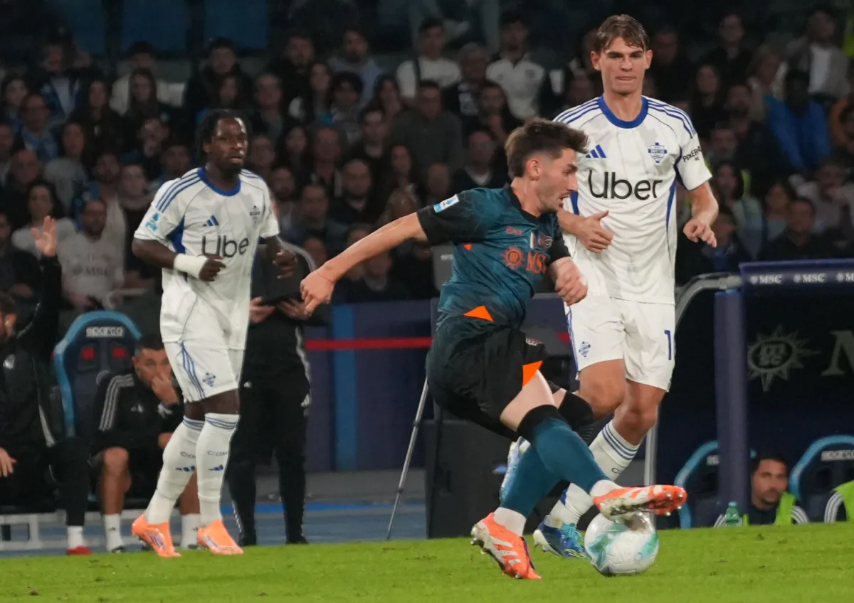 Gilmour quando rientra se si opera? Allarme Napoli: rischio stop fino al 2026