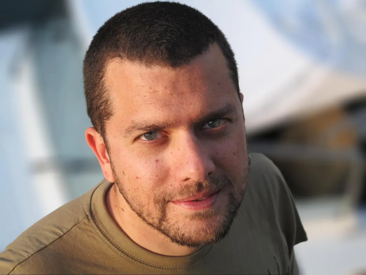 L’ambasciatore italiano vede Alberto Trentini, “sta meglio”. E il caso Castro riaccende le speranze