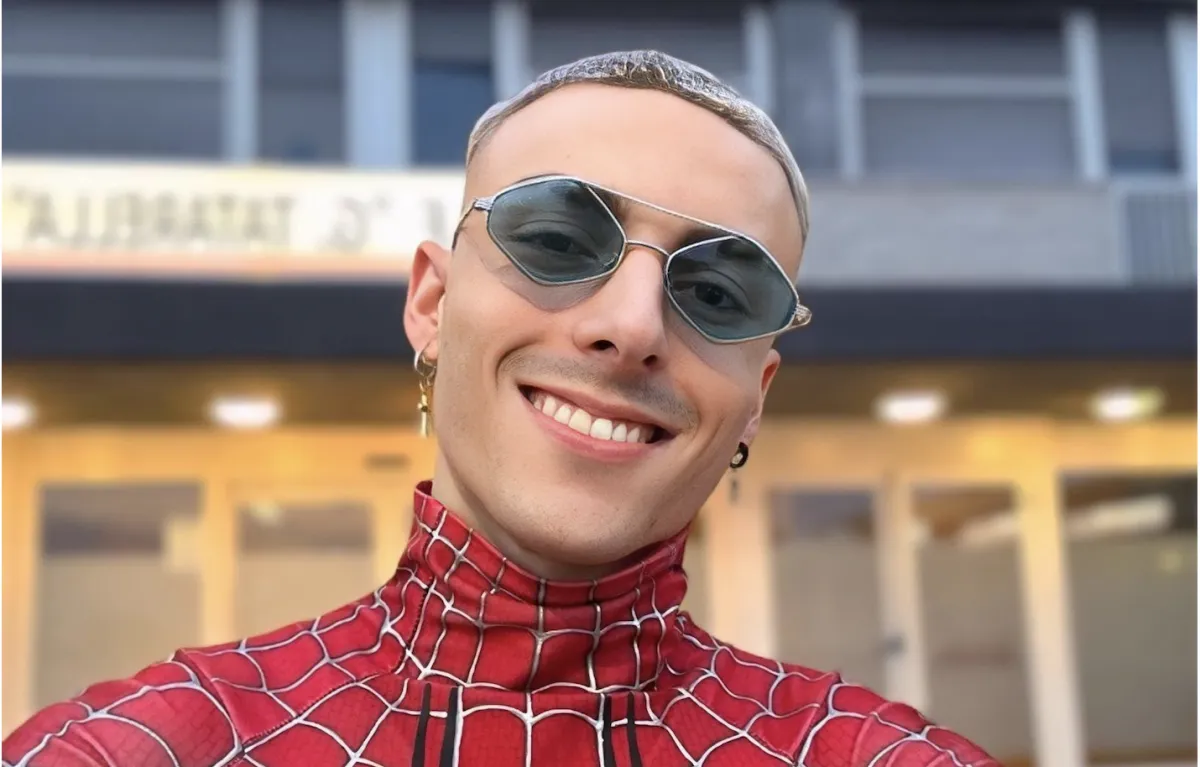 Storia di Francesco Pio Tarantino, lo “Spiderman pugliese”: da bimbo con malattia rara a supereroe in ospedale