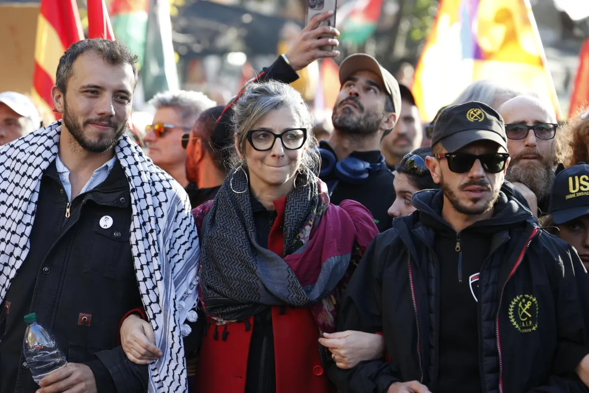 Vittorio Feltri asfalta Francesca Albanese: "Follia pura, giustifica il terrorismo"