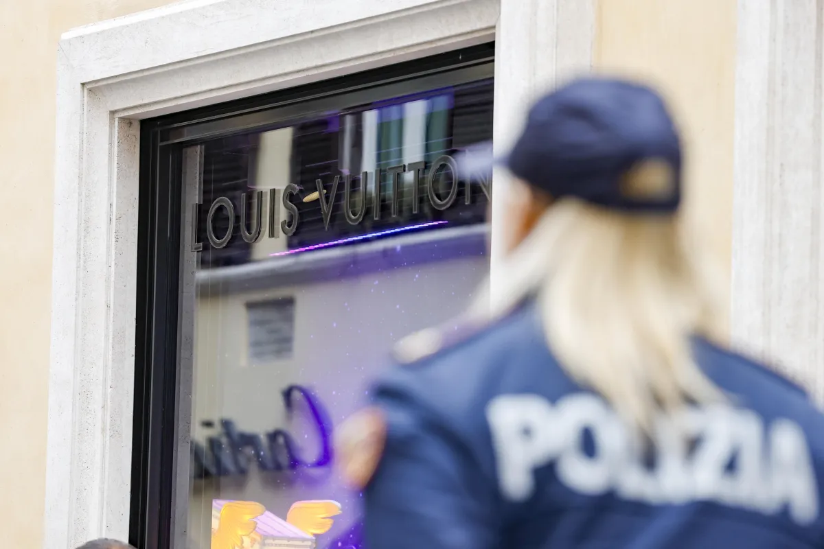 La ricetta di Vittorio Feltri contro stupri e violenza minorile: cosa propone per stranieri e baby gang