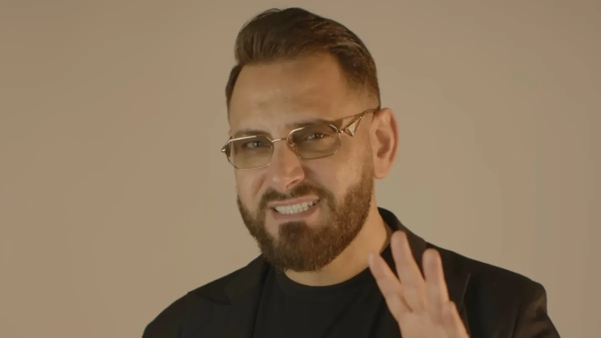 Chi è Gianluca Capozzi? Vita privata e origini del cantautore 