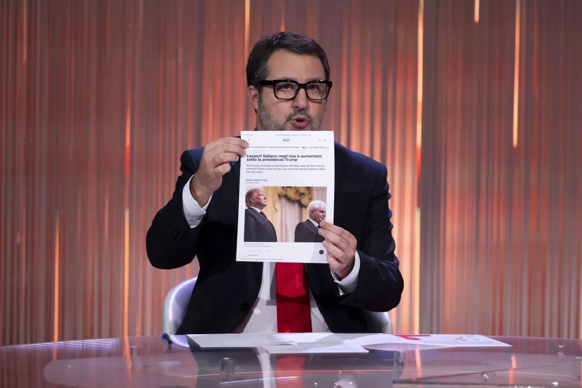 Il giallo del decreto scomparso: c'è la Lega dietro il rinvio delle armi a Kiev?