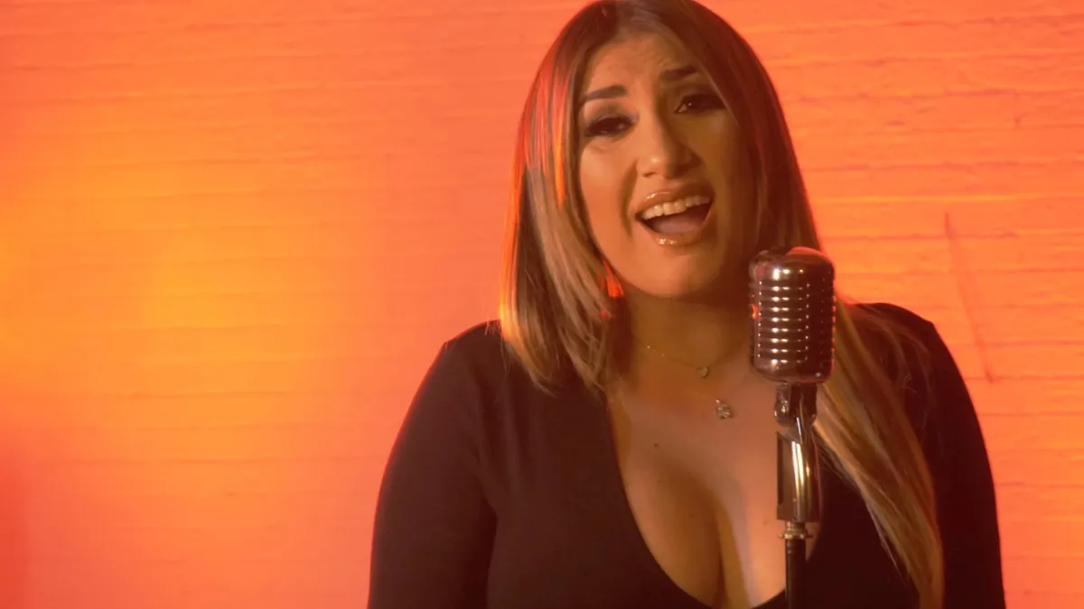 Origini e vita privata di Mavi: chi è la cantante che ha duettato con Geolier 