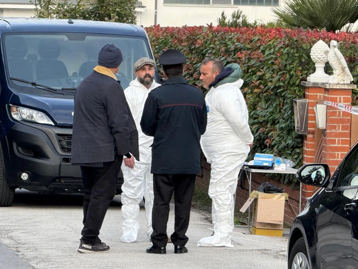 Femminicidio ad Ancona, Sadjide Muslija picchiata a morte in casa: il marito è in fuga