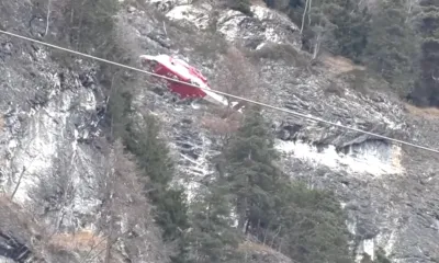 Elicottero precipitato in Valtellina, un morto e tre feriti: cosa sappiamo finora
