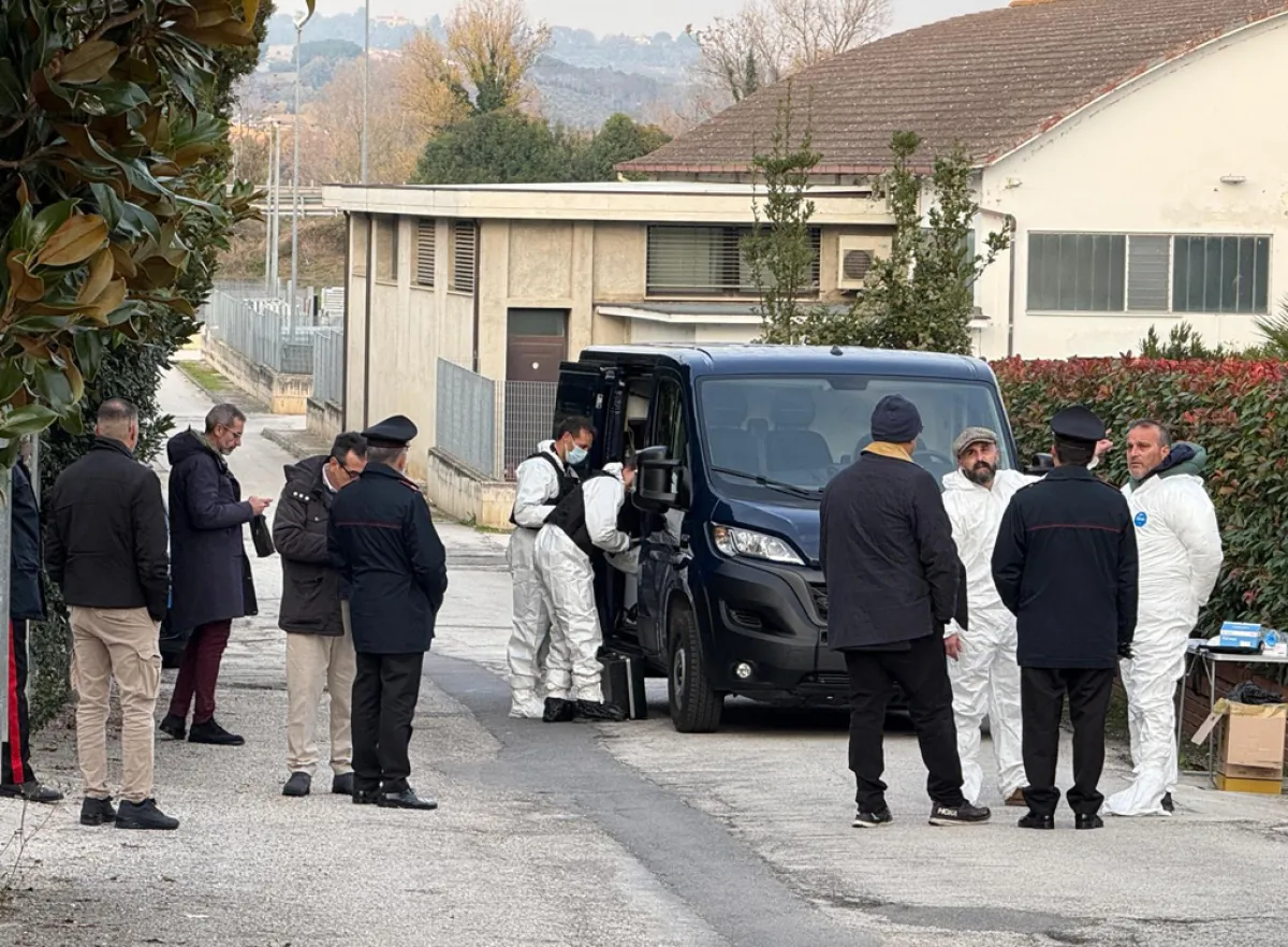 Sadjide Muslija uccisa ad Ancona, ancora ricercato il marito Nazif: accertamenti sull'arma del delitto