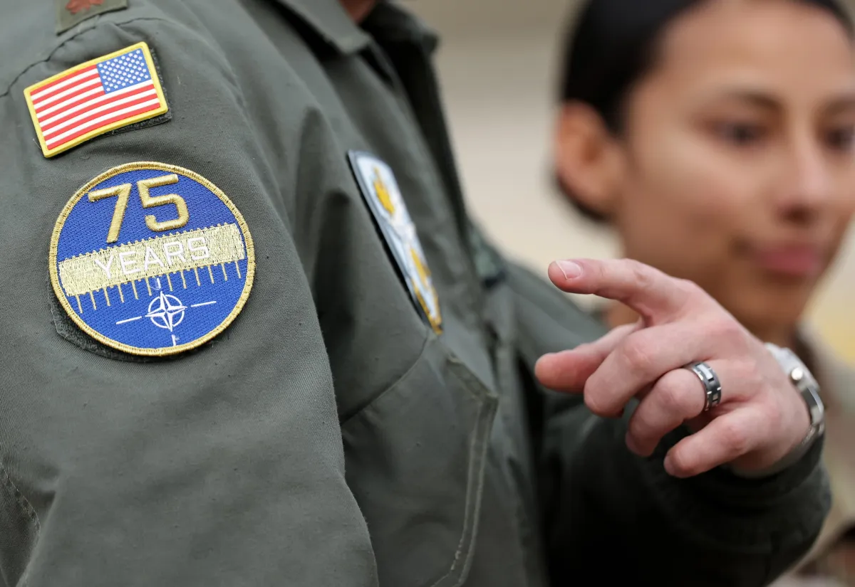 Gli Usa spingono per la difesa NATO guidata dall'Europa entro il 2027: verso il disimpegno americano?