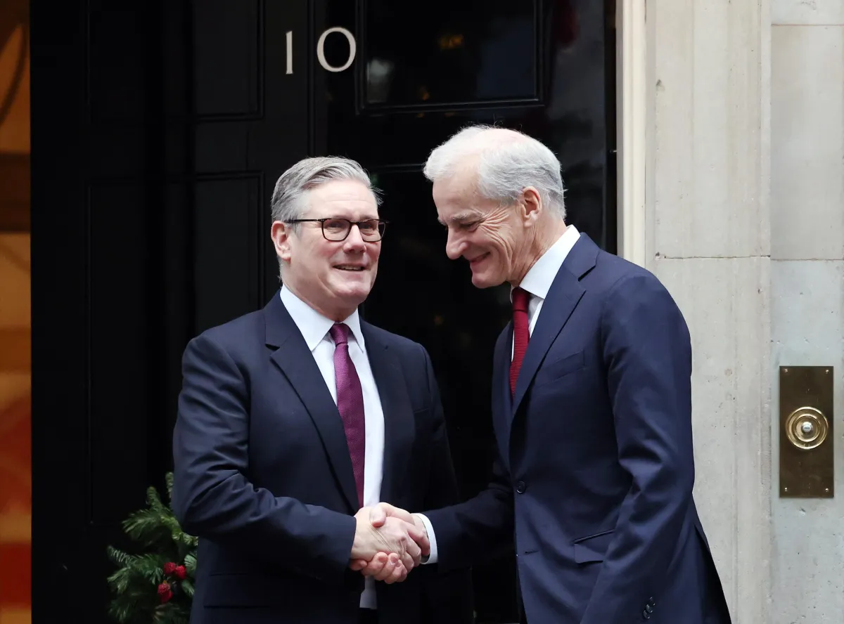 Regno Unito e Norvegia alleati contro sottomarini russi: pattugliamenti congiunti nel Nord Atlantico