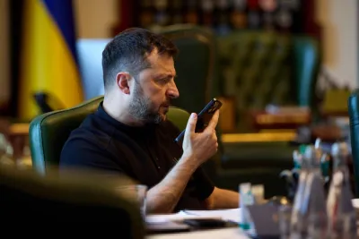 La difficile partita negoziale di Zelensky: concessioni territoriali e garanzie di sicurezza Usa al centro del nodo ucraino