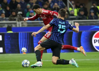 Infortunio Acerbi col Liverpool: quando torna il difensore nerazzurro?