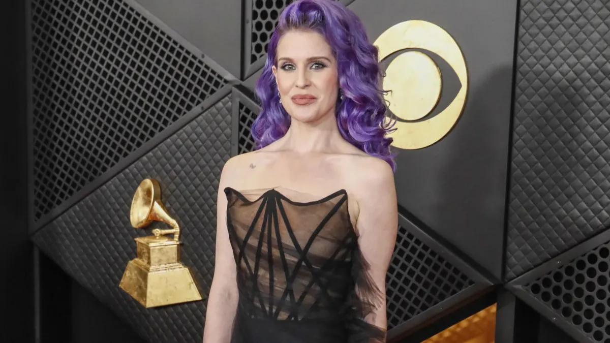 Quanti chili ha perso Kelly Osbourne? La sua risposta alle critiche