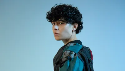 Chi è Senza Cri, in finale a Sarà Sanremo? Biografia e vita privata