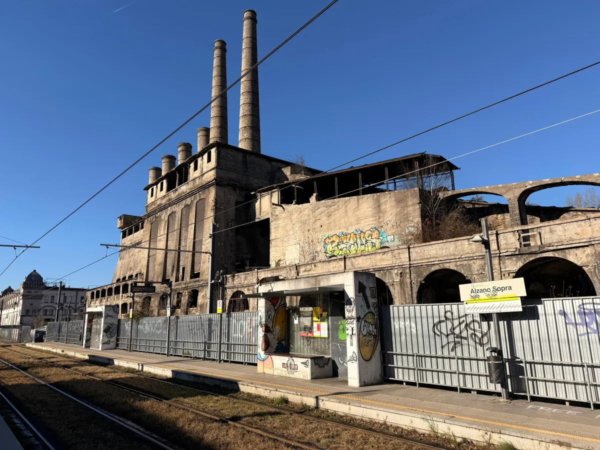 Chi era Daniel Esteban Camera Garcia, caduto dal tetto di una fabbrica abbandonata: "Stava facendo urbex"