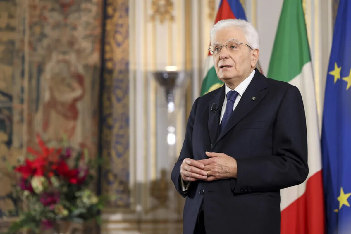 Mattarella contro Mosca, il Quirinale rompe il silenzio e scende in campo a difesa dell'onore dell'Italia